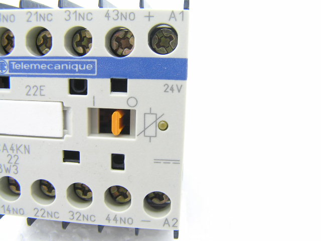 Telemecanique CA2KN22BW3 24V DC