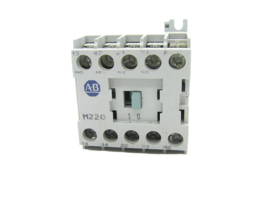 Allen-Bradley 700-M220* 220/240V 50/60Hz