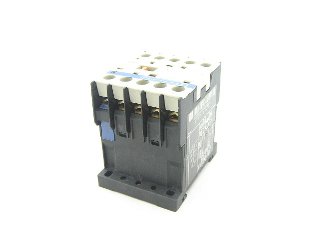 Telemecanique CA2KN31 220/230V 50/60Hz