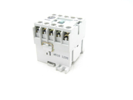 Allen-Bradley 100-MO5N*3 10E 220/240V 50/60Hz