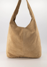 Suede leren ruime hand- schoudertas met rits, zand - Loreen
