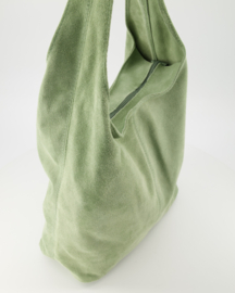 Suede leren ruime hand- schoudertas met rits,  saliegroen - Loreen