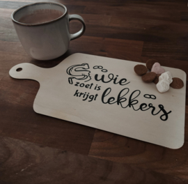 SINTERKLAAS | SERVEER PLANKJE | WIE ZOET IS ..