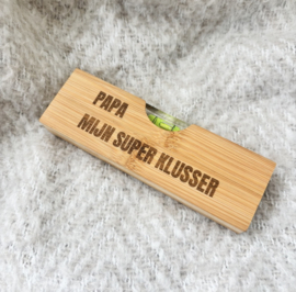 Waterpas & Bieropener in één | Gegraveerd | Papa mijn super klusser