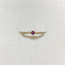 Ile d'Or 14kt gold ring Edith, ruby 2,5 mm