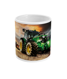 Mok met John Deere tractor