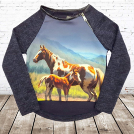 Blauwe  trui met paardenprint