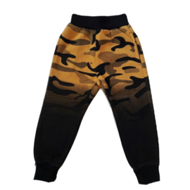 Stoere jongens joggingbroek army