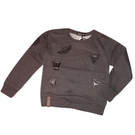 Stoere sweater sticker grijs