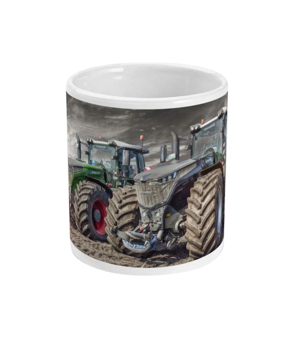 Mok met Fendt trekker