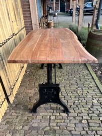 TUINTAFEL HUPE MET ACACIA BLAD