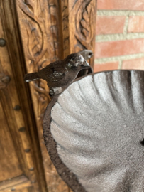 VOGELBAKJE GIETIJZER MET VOGELTJES