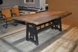 Eettafel Florida met oud blad (AANBIEDING)