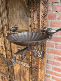 VOGELBAKJE GIETIJZER MET VOGELTJES