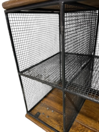 Schoenenkast op wielen
