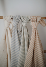 Hydrofiele Swaddle Blanket | 100% Organic Cotton (Blue Stripes)