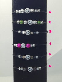 Knoop armbandjes