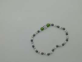 Armbandje Zwart/ Wit/Groen met Hartje