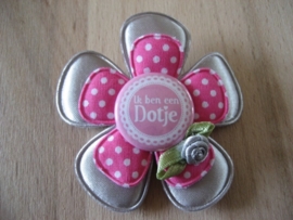 Broche 40