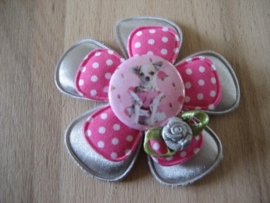 Broche 32