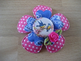 Broche 12