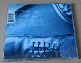 The Cranberries – Everybody Else Is Doing It, So Why Can't We?