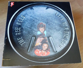 The Bee Gees – Life In A Tin Can