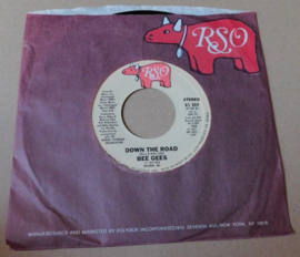 Bee Gees – Night Fever