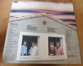The Hollies – What Goes Around...
