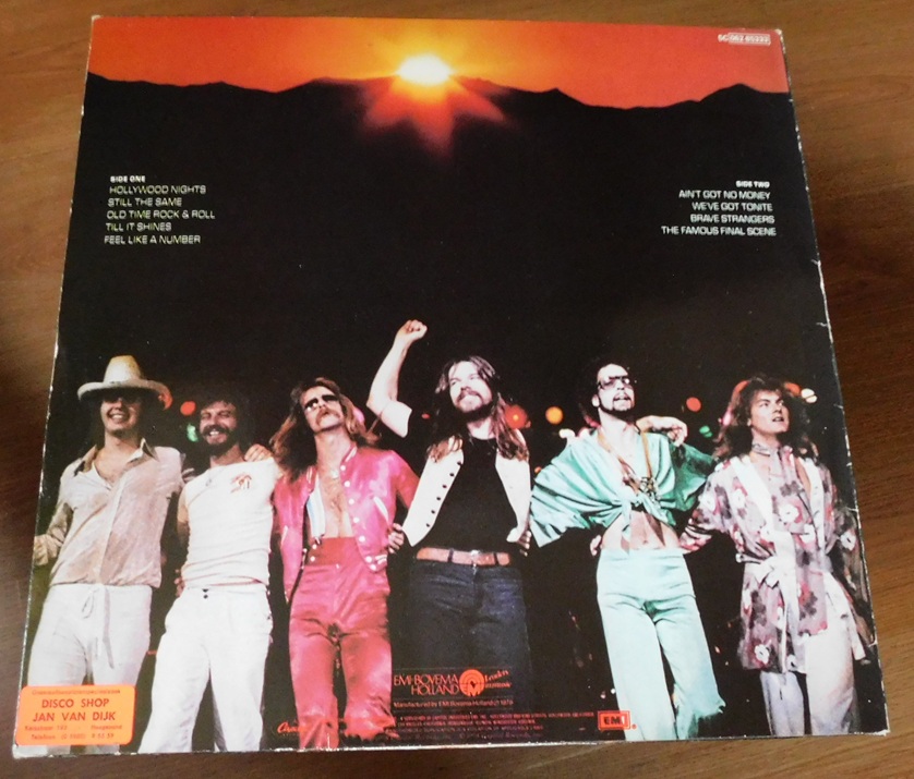 Bob Seger And The Silver Bullet Band – Stranger In Town