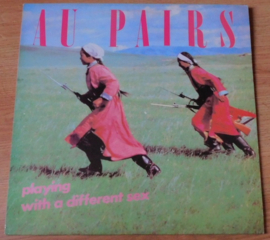 Au Pairs – Playing With A Different Sex