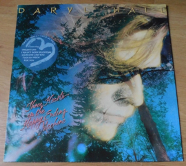 Daryl Hall – Three Hearts In The Happy Ending Machine