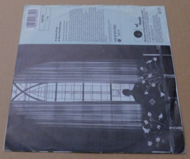 The Housemartins – Caravan Of Love