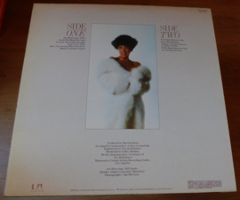 Shirley Bassey – Yesterdays