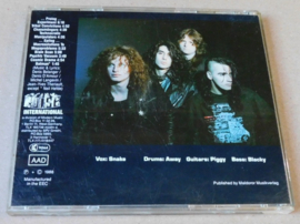 Voïvod – Dimension Hatröss