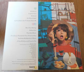 Tracey Ullman – You Broke My Heart In 17 Places