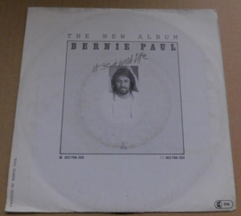 Bernie Paul – Caroline