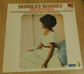 Shirley Bassey – Big Spender