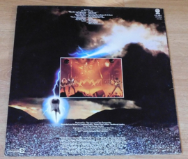 Thin Lizzy – Thunder And Lightning