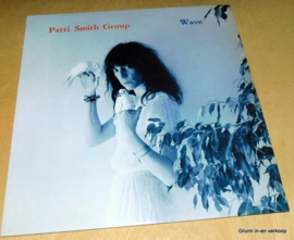 Patti Smith Group - Wave