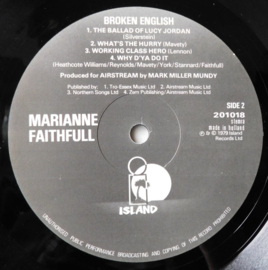 Marianne Faithfull – Broken English