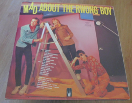 The Attractions – Mad About The Wrong Boy