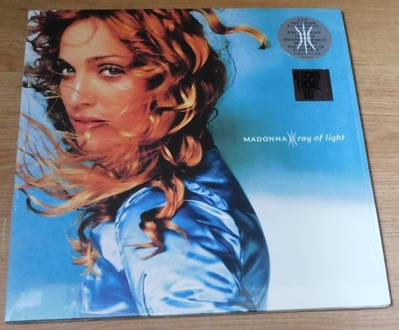 Madonna – Ray Of Light