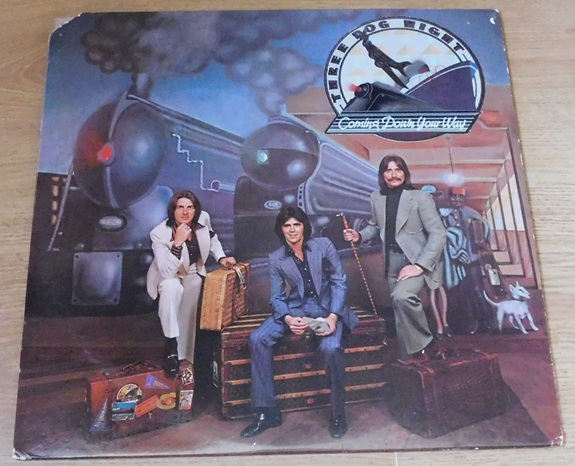 Three Dog Night – Coming Down Your Way
