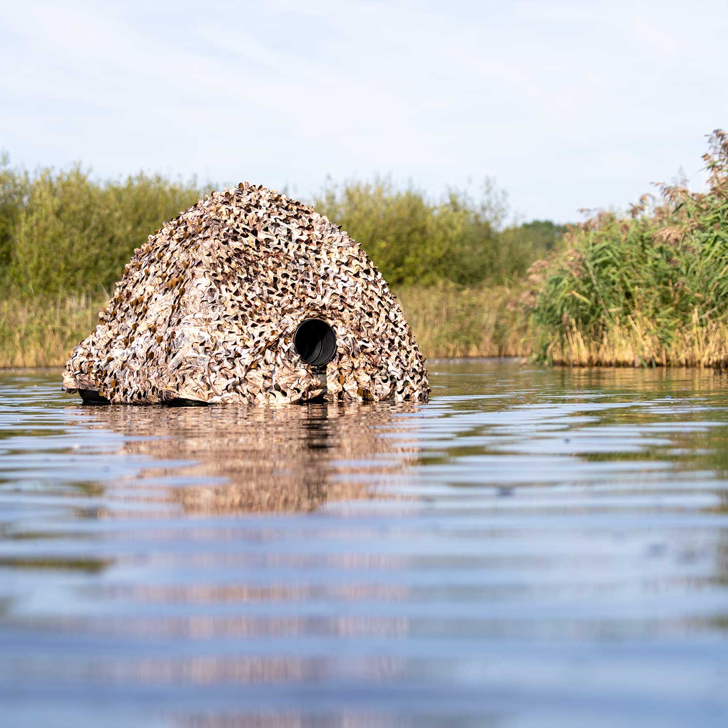 Buteo Photo Gear Floating Hide Grebe II