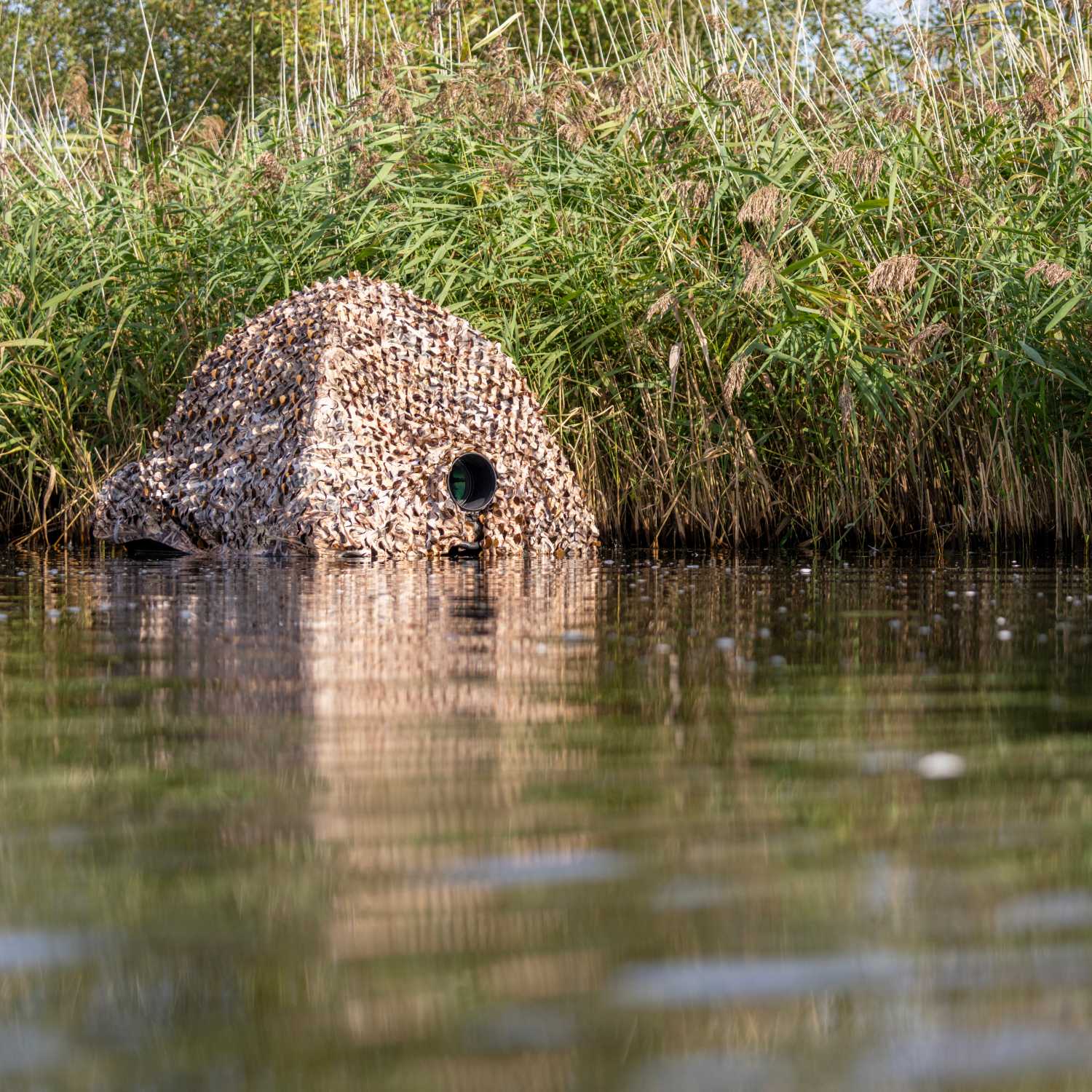 Buteo Photo Gear Floating Hide Grebe II