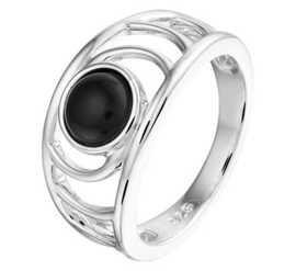 Zilveren ring bewerkt onyx