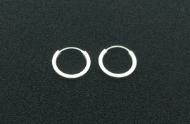 Zilveren oorringetjes 'vierkant' 14 mm
