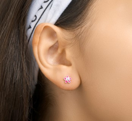 Zilveren oorstekers roze bloem zirkonia