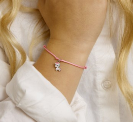 Gevlochten roze kinderarmband met een eenhoorn